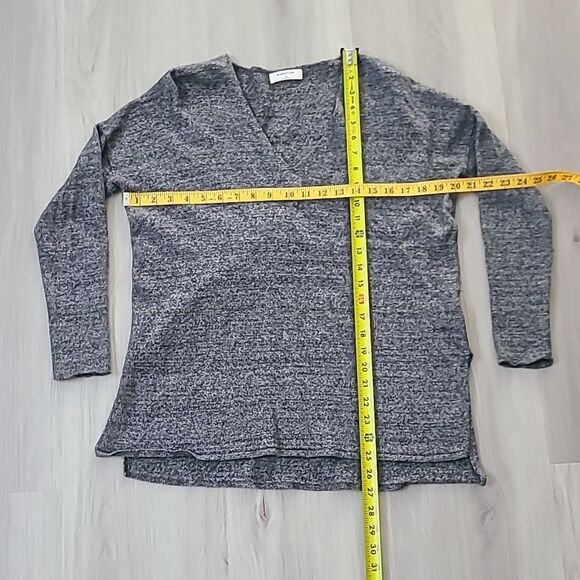 Aritzia Babaton Erin Sweater Charcoal Gray Minimalist Medium Wool Linen Pullover - Picture 3 of 8